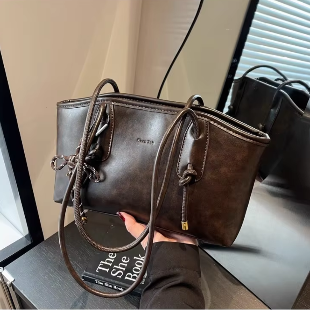 Mittlere Schultertasche - Beloria Yasmine