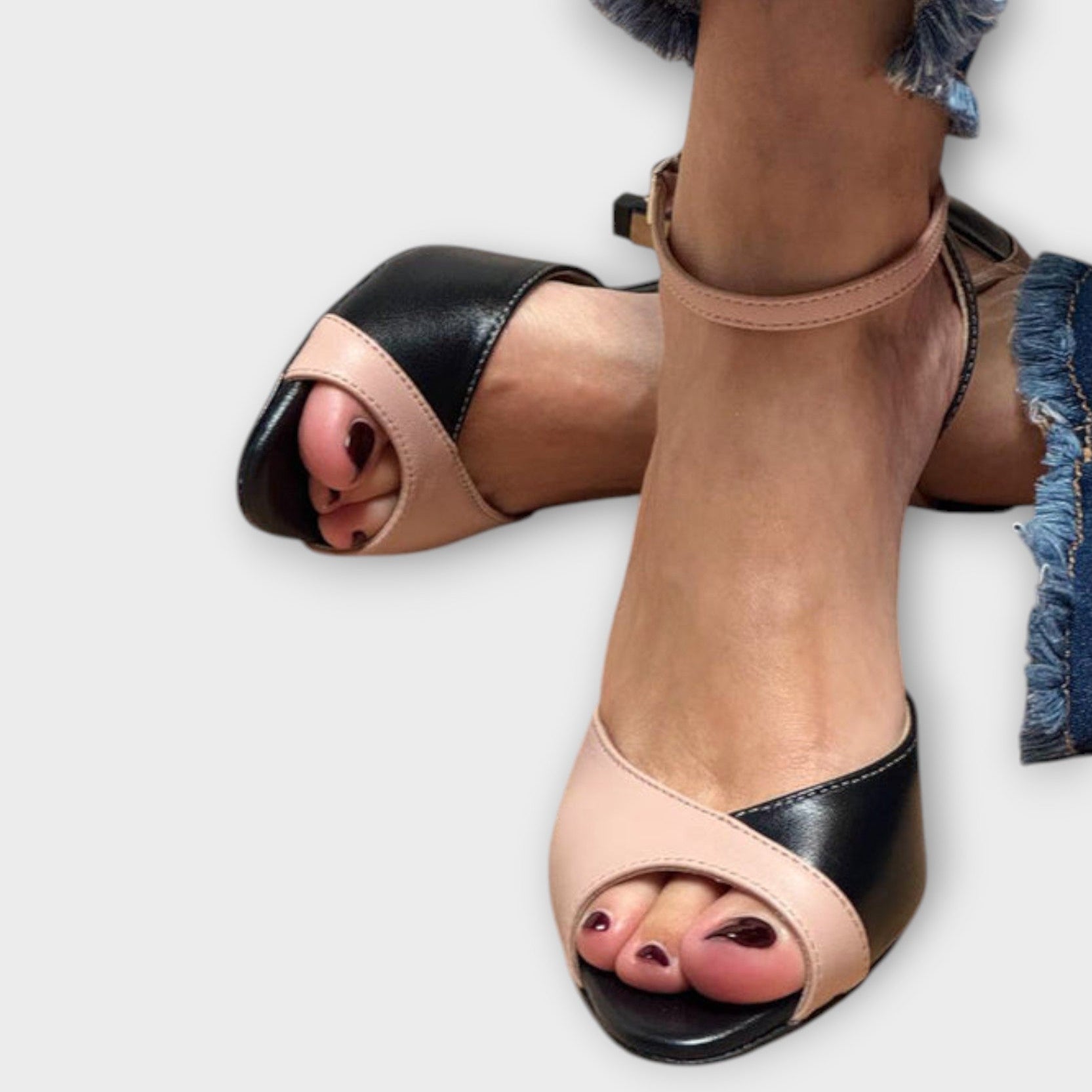 Noirella – Zweifarbige Eleganz in Pink