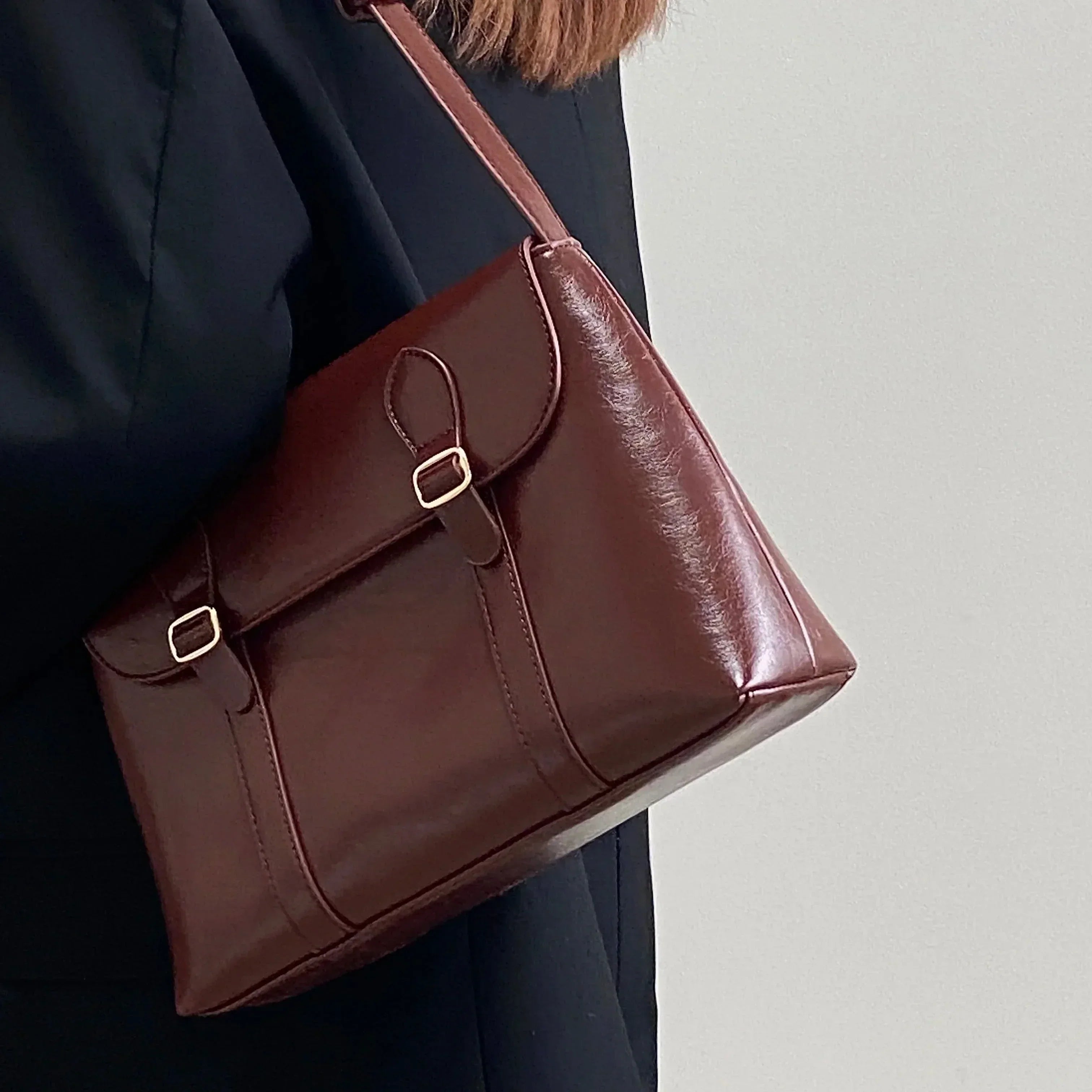 Mittlere Schultertasche - Beloria Greta