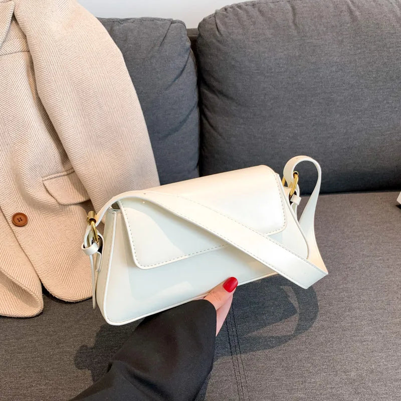 Kleine Schultertasche - Ruby Beloria