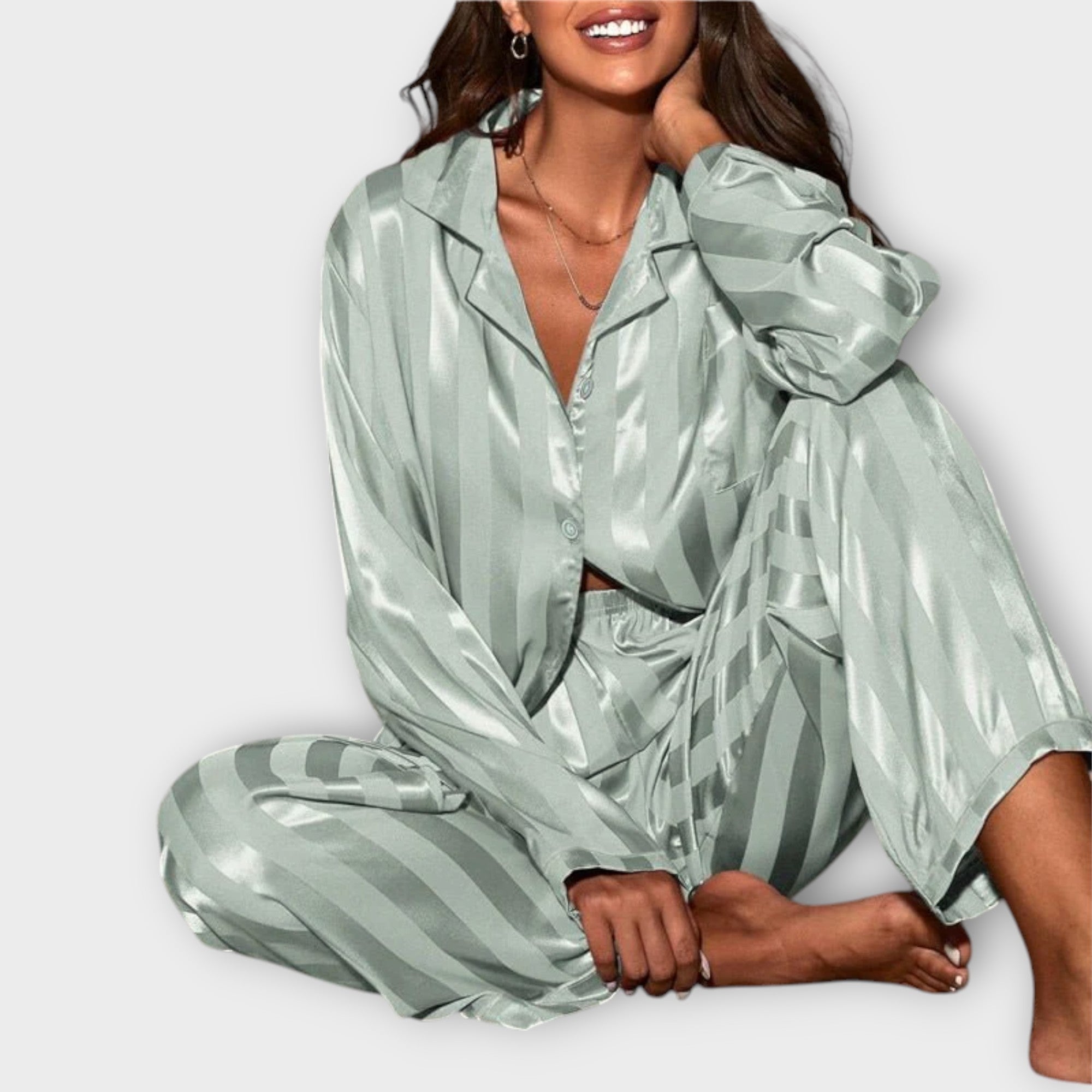 Bella gestreiftes Satin-Pyjama-Set