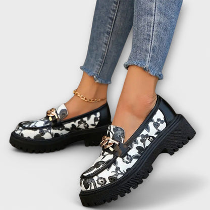 Sandra – Elegante Retro-Mokassins