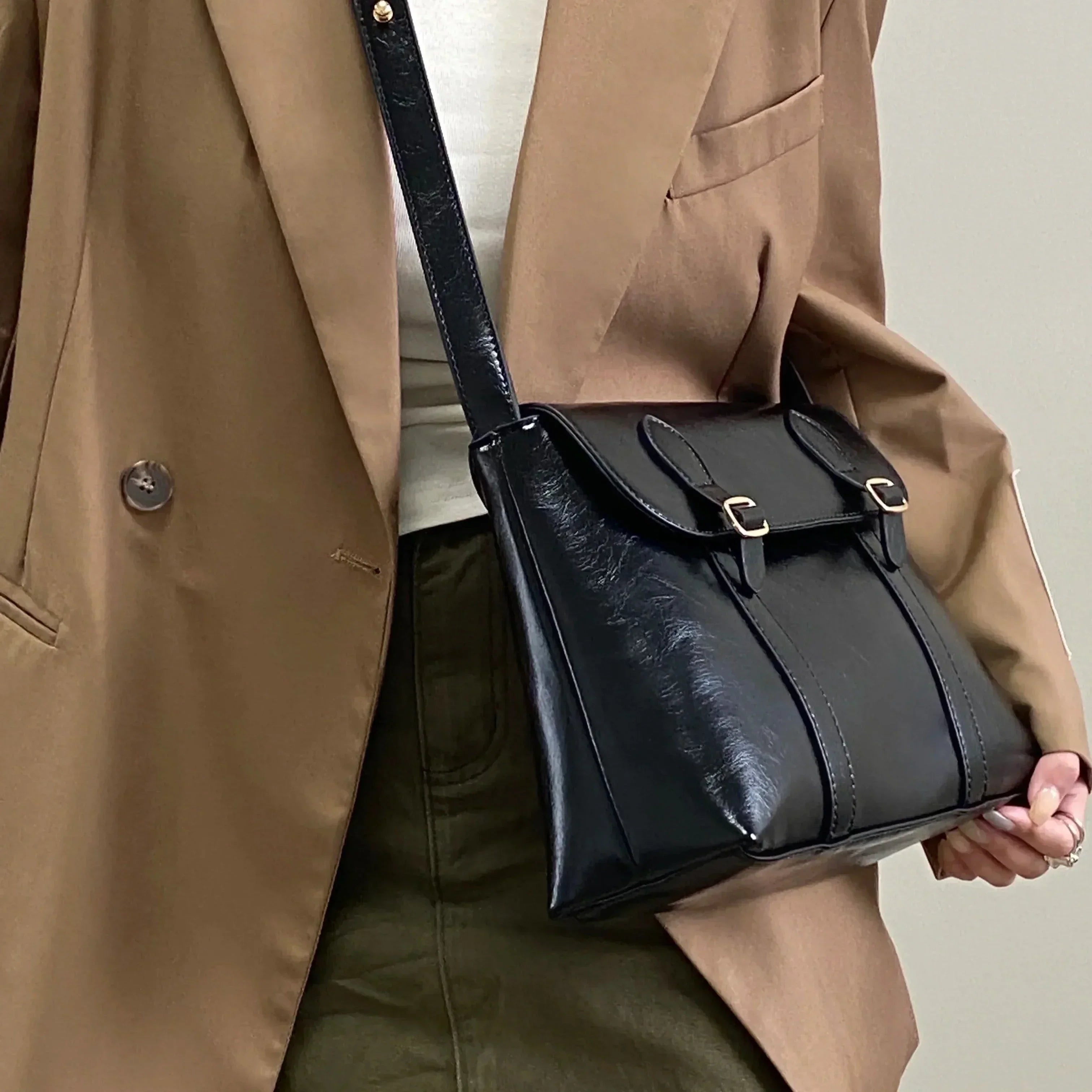 Mittlere Schultertasche - Beloria Greta