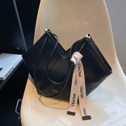 Große Hobo-Tasche - Beloria Luara