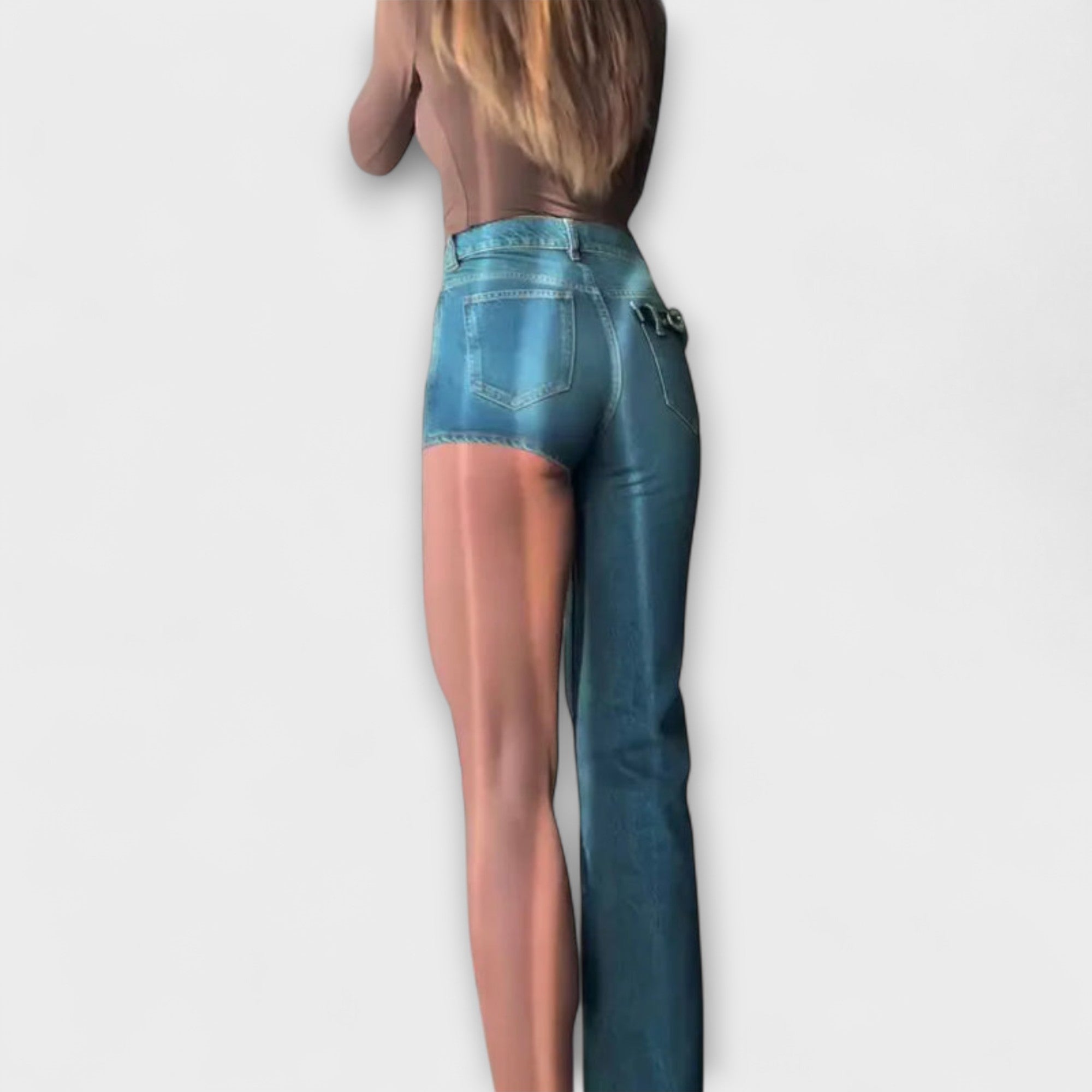 Astra - Trendige asymmetrische Denim-Shorts mit einem Schulterriemen